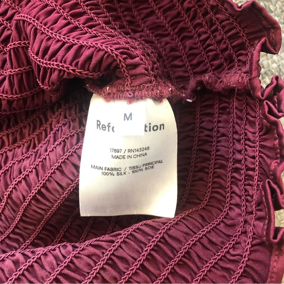 REFORMATION SILK PUFF SMOCKED PURPLE PRINCESSCORE COTTAGECORE ROYALCORE TOP - Picture 6 of 7